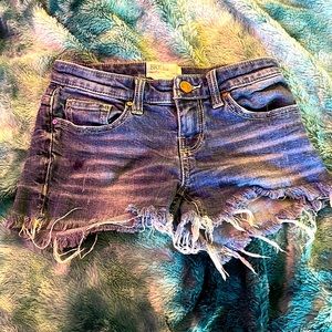 I’m selling some BKE Jean shorts